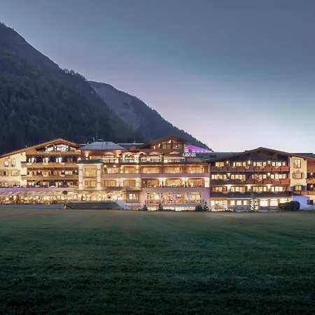 Karwendel - Ihr Wellness Zuhause Am Achensee Pertisau
