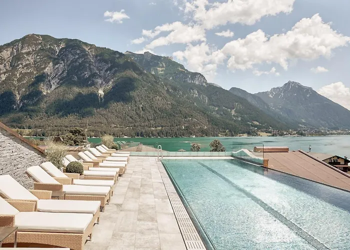 Hotel Karwendel - Ihr Wellness Zuhause Am Achensee 4*