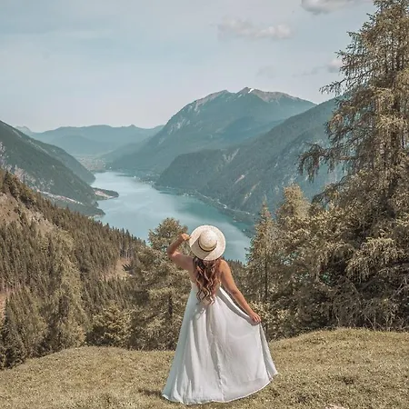 Ξενοδοχείο Karwendel - Ihr Wellness Zuhause Am Achensee Pertisau